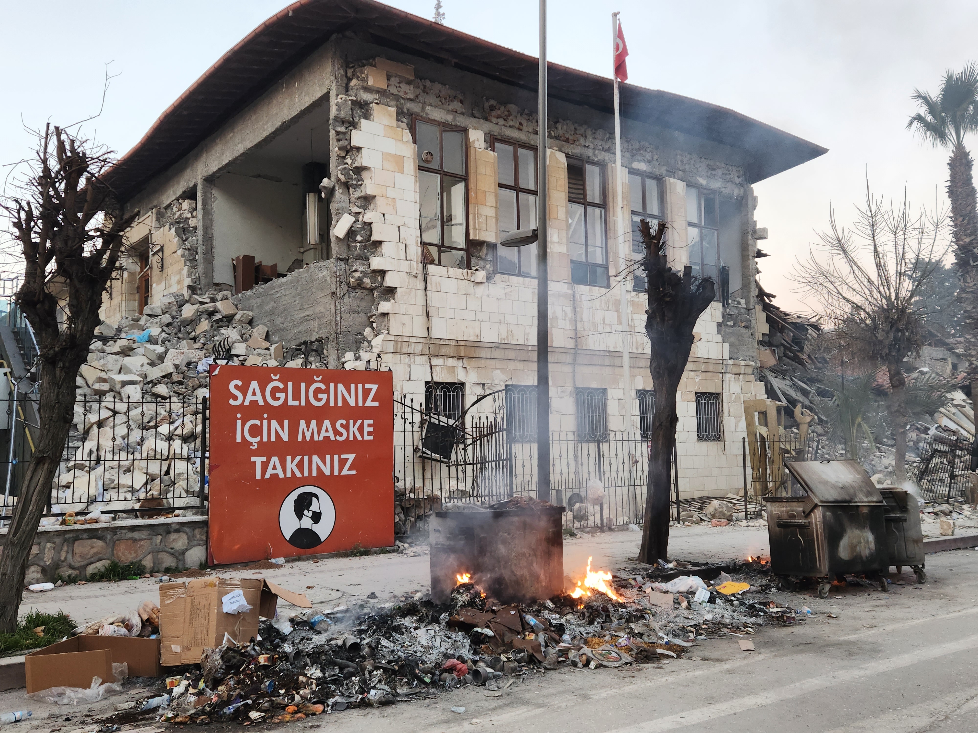 Damaged building in Antakya, Turkey after the 2023 Kahramanmaraş earthquake